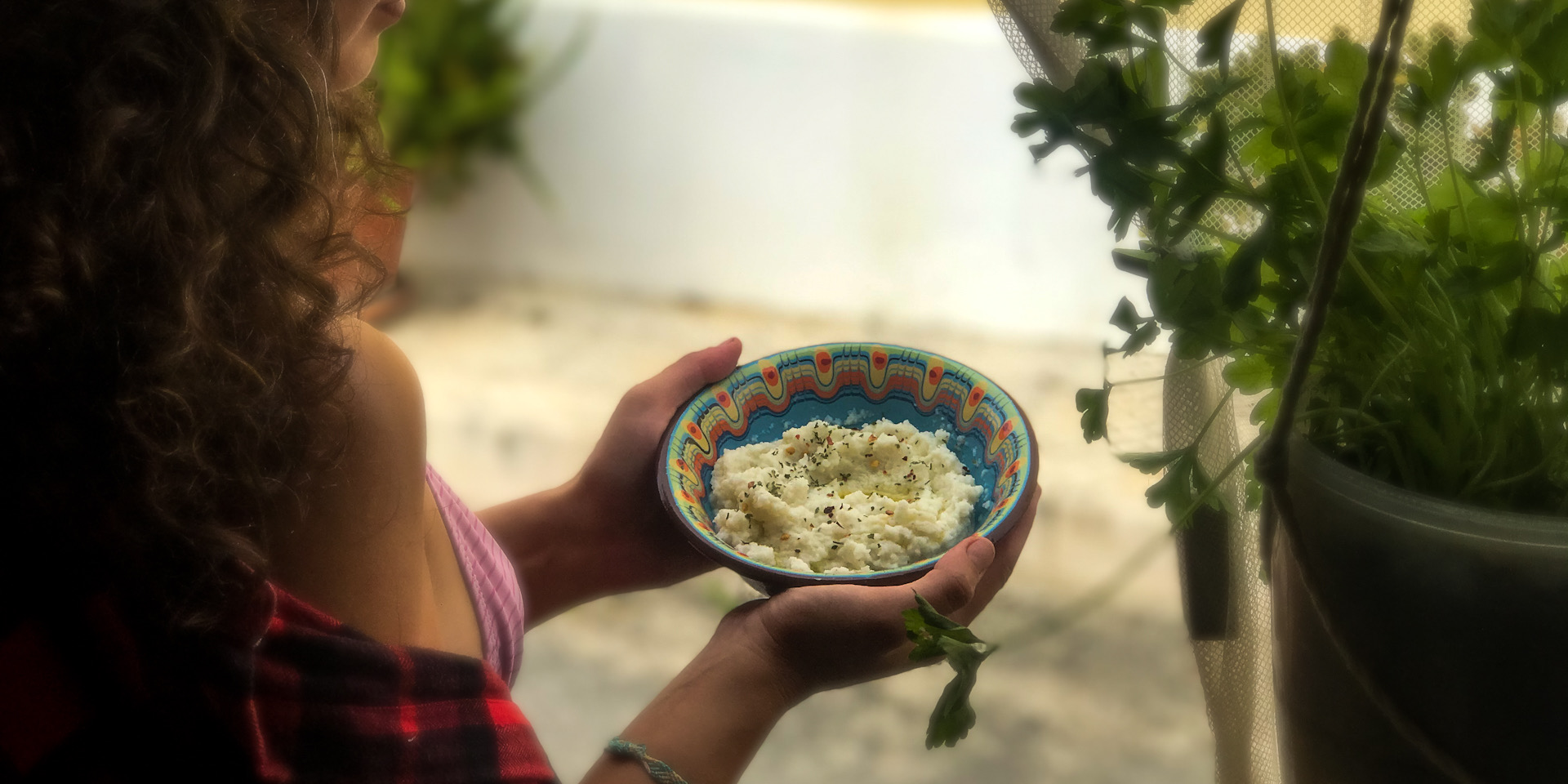 Salata de conopida cu maioneza vegana